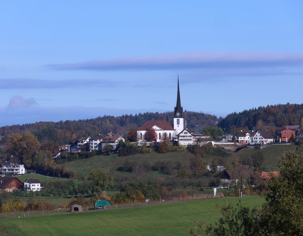 Bild https://www.zuerioberland.ch/app/uploads/016-gossau-bw-r-kirche-bergstr-42a-f3-1024x800.jpg