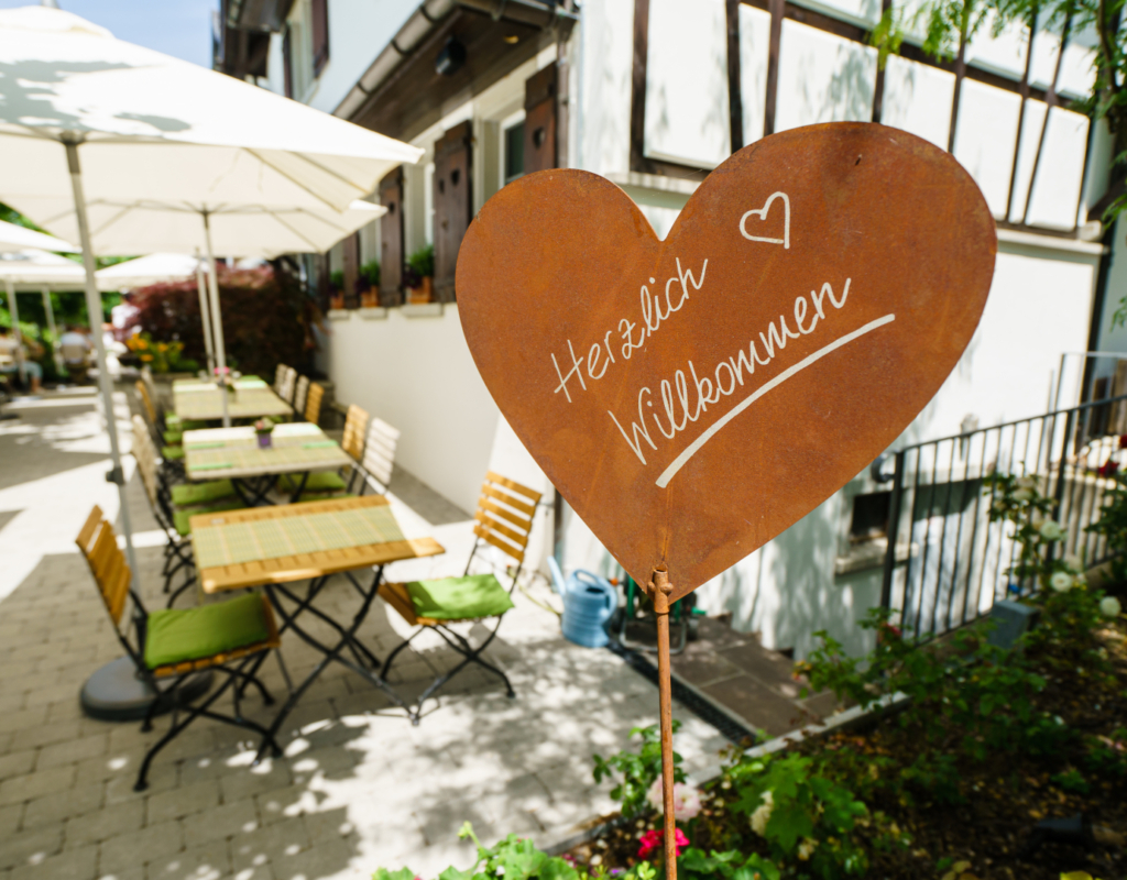 Bild https://www.zuerioberland.ch/app/uploads/durnten_landgasthof_hasenstrick_1920x1080-1-1024x800.jpg