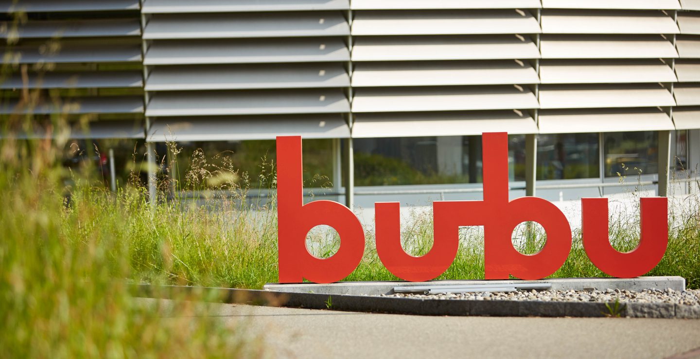 Firmensitz der Bubu AG in Mönchaltorf im Zürcher Oberland mit Firmenlogo