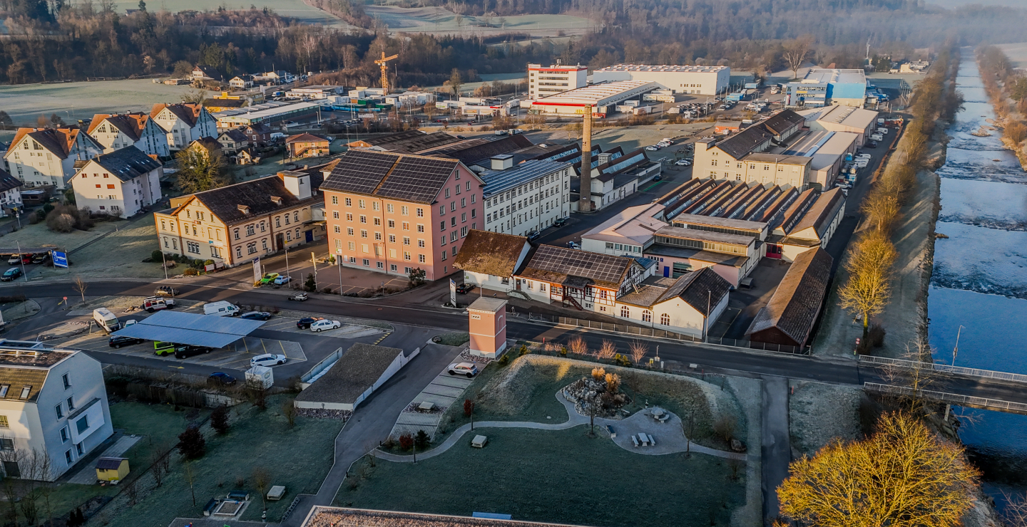 Wohn- und Gewerbehaus der Eskimo Textil AG in Turbenthal